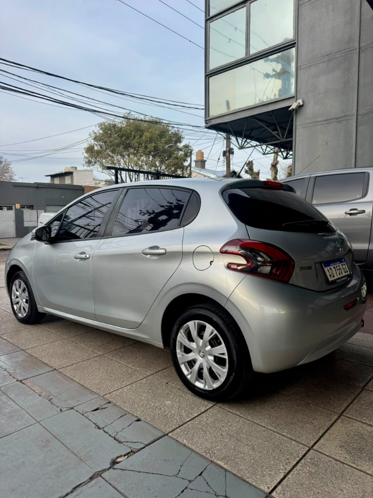 Peugeot 208 Active — foto 6